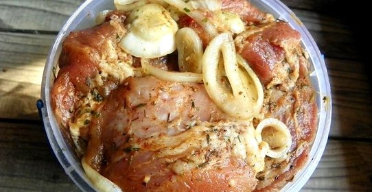 Мясо в собственном соку для шашлыка