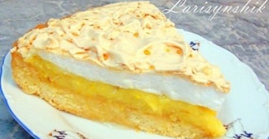 Ананасовый пирог с безе