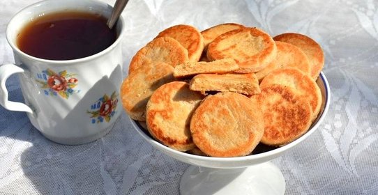 Печенье с корицей на сковороде