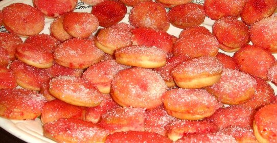 Сметанное печенье в клюквенной глазури