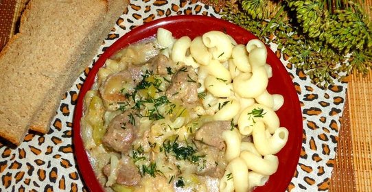 Гуляш из свинины