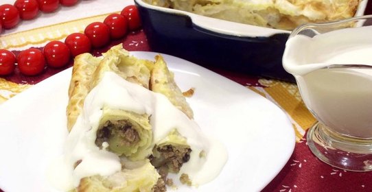 Трубочки с мясной начинкой Лавашони