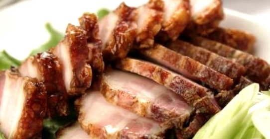 Свинина горячего копчения в коптильне