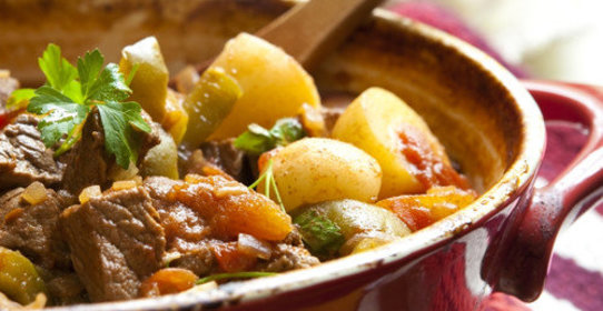 Мясное рагу с овощами