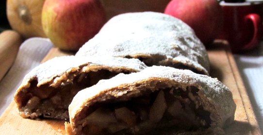 Органический яблочный штрудель