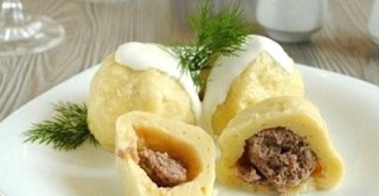 Клецки картофельные с мясом