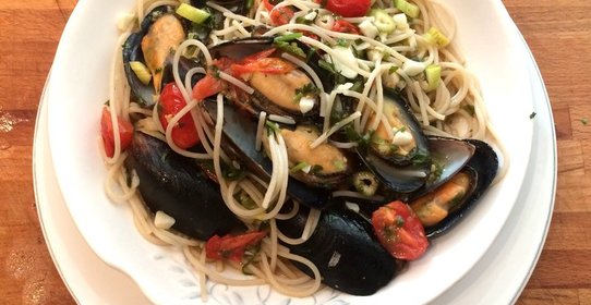Спагетти с мидиями и фенхелем