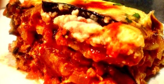 Мусака из баклажанов и помидоров