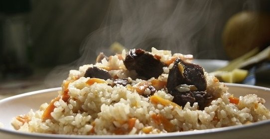 Куриное филе, фаршированное грибами, ветчиной и сыром