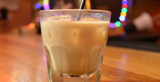 Коктейль «Белый русский»