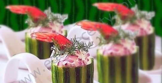 Огуречный коктейль с креветками