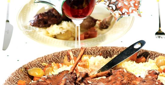 Кролик в красном вине