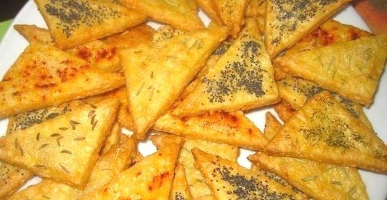 Сырное печенье к вину