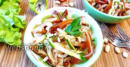 Салат из свиных ушей