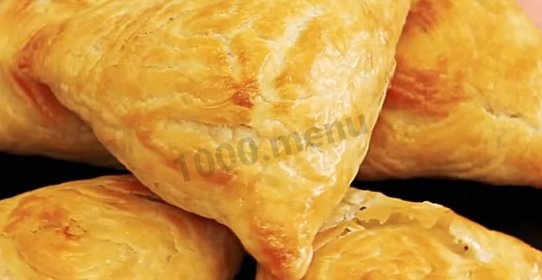 Самса с фаршем из слоеного теста