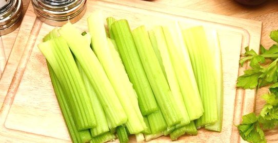 Сельдерей для салата