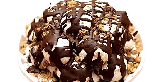 Торт с черносливом и орехами