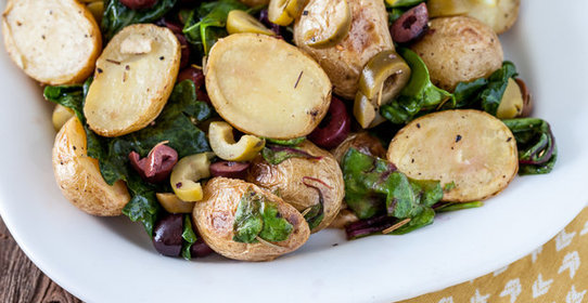 Картофель с оливками и лимоном