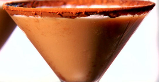 Коктейль с апельсином и шоколадом