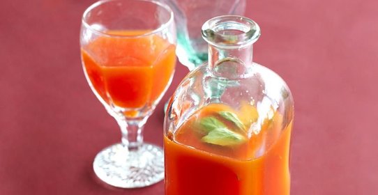 Лимонад из сладкого перца с базиликом