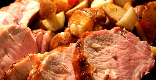 Картофель со свининой