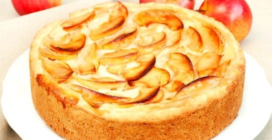 Постная шарлотка в мультиварке