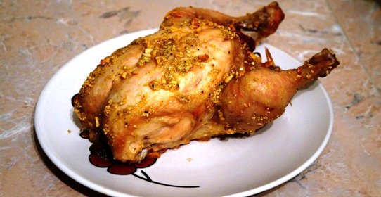 Курица с яблоками под чесночно-ореховым соусом