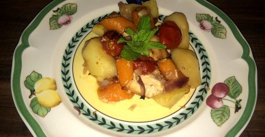 Куриная грудка запеченная в рукаве с овощами