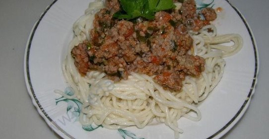 Спагетти с соусом Болоньезе