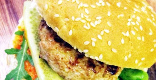 Котлеты из индейки с овощами