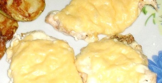 Куриная грудка в духовке с сыром