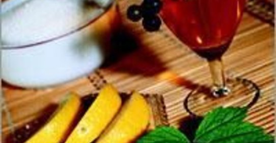 Шампанское из листьев черной смородины