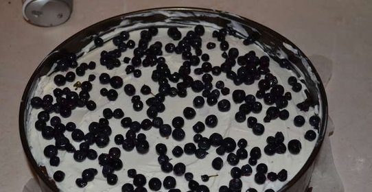 Торт черничный с йогуртом