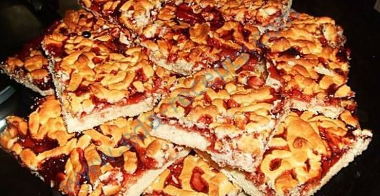 Песочный пирог с вареньем