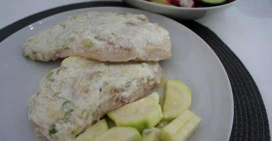 Куриное филе под нежным соусом
