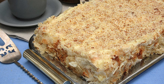 Торт «Наполеон» из слоеного теста