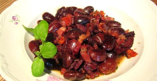 Рагу из фасоли по‑баскски