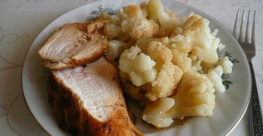 Куриная грудка с цветной капустой