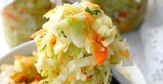 Капустный салат в собственном соку