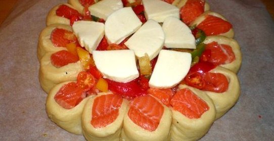 Пирог с форелью