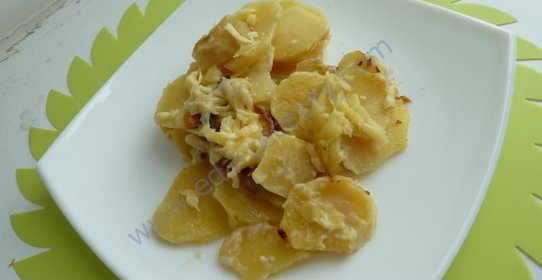 Запеченный картофель в молоке