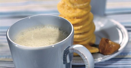 Молочный напиток с инжиром и медом