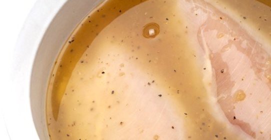 Маринад из белого вина с орегано и чесноком