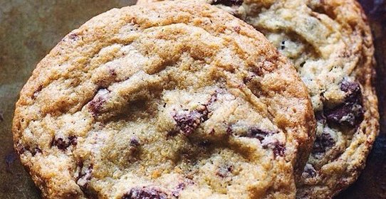 Ореховое печенье с клюквой и бурбоном