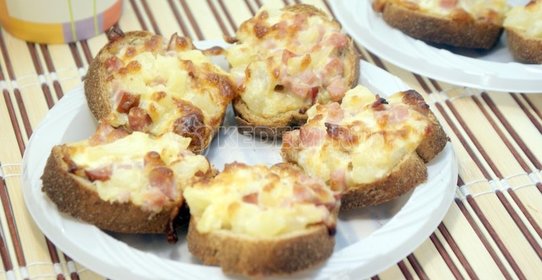 Рулет с макаронами