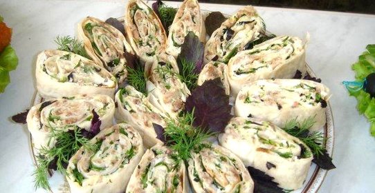 Рулет из лаваша с фаршем
