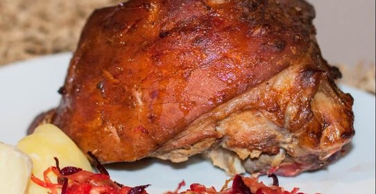 Рулька свиная в пиве