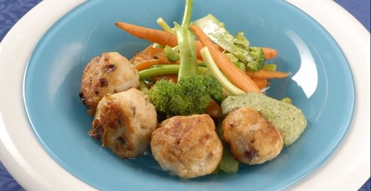 Куриные котлеты с соусом из лука-порея