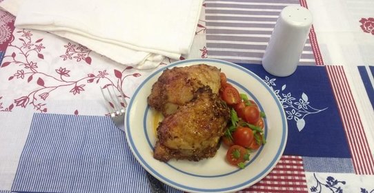 Куриные бедрышки с острым перцем и медом