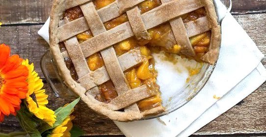 Пряный персиковый пирог